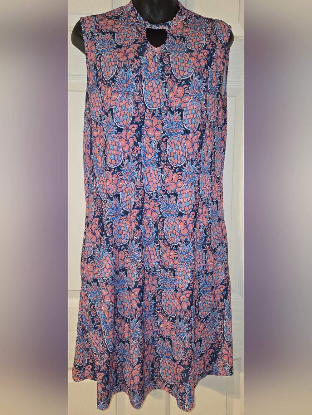 Simply Southern Pineapple Print Keyhole Dress Pockets M